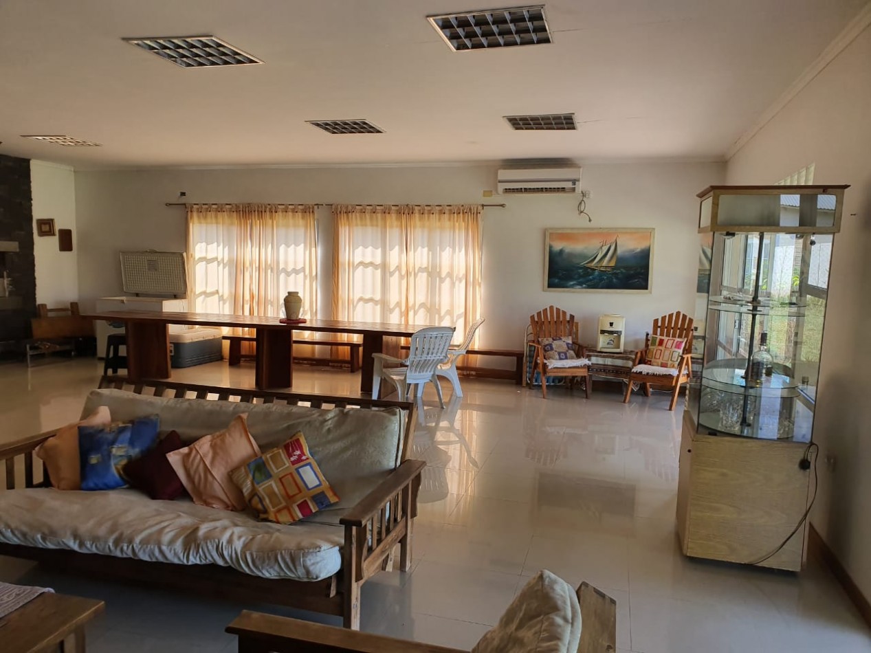 CASA EN COUNTRY RINCON SANTA MARIA