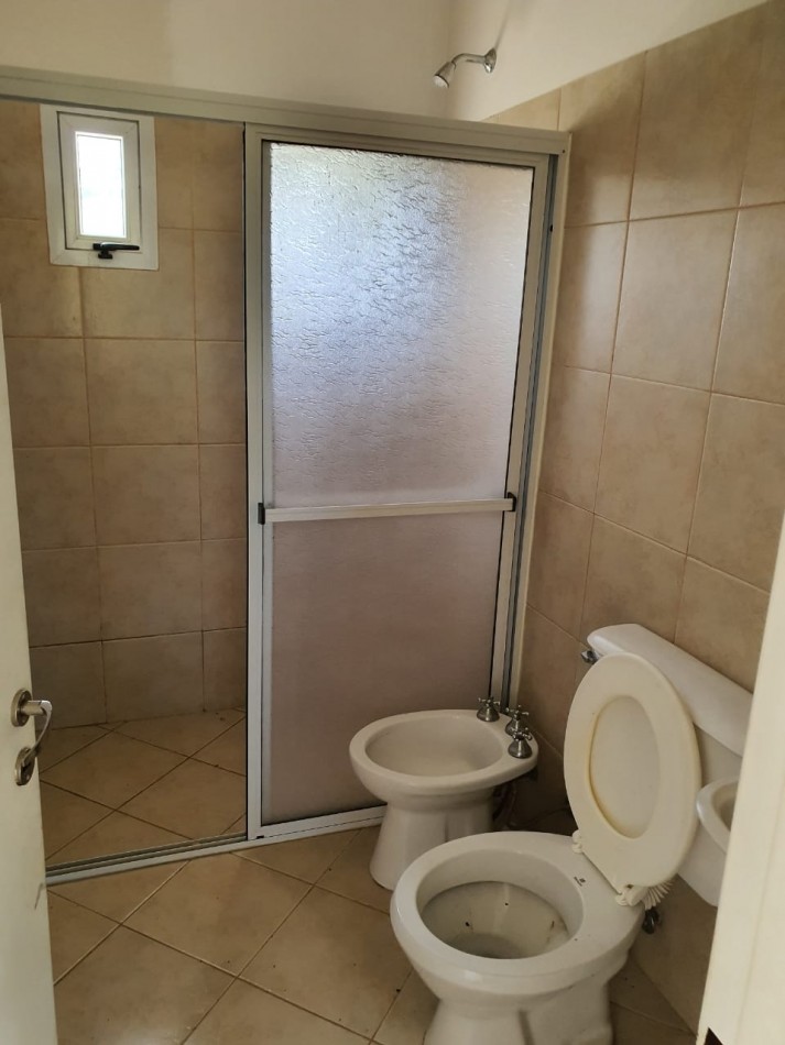 CASA EN COUNTRY RINCON SANTA MARIA