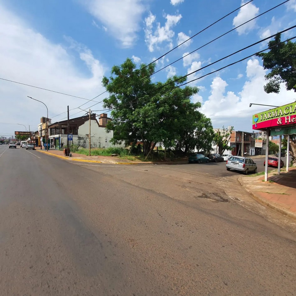 TERRENO EN VENTA SOBRE AV URUGUAY